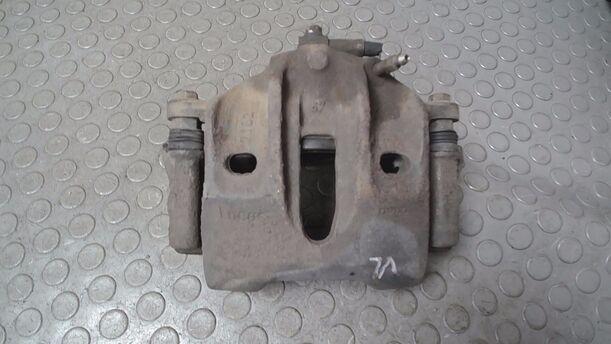 Foto: BREMSSATTEL VORN LINKS ( LUCAS ) eines Opel Omega 2.0 16V Avantgarde