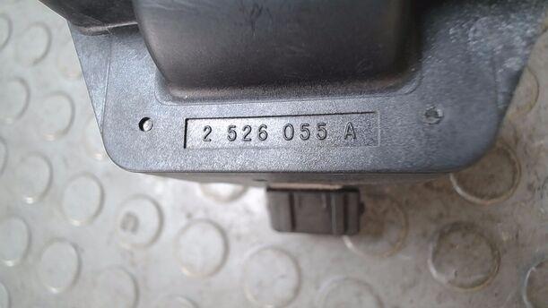 Foto: ZÜNDSPULE eines Opel Omega 2.0 16V Avantgarde