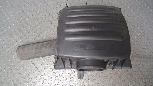 Foto: LUFTFILTERKASTEN X20XEV eines Opel Omega 2.0 16V Avantgarde