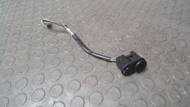 Foto: SCHALTER SPIEGELVERSTELLUNG eines Opel Omega 2.0 16V Avantgarde