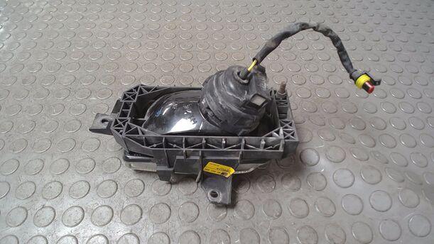 Foto: NEBELSCHEINWERFER RECHTS ( CARELLO ) eines Opel Omega 2.0 16V Avantgarde
