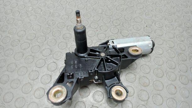 Foto: SCHEIBENWISCHERMOTOR HINTEN eines VW Polo 1.4 Avantgarde