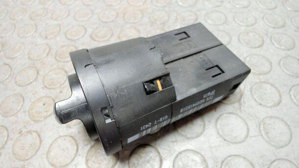 Foto: LICHTSCHALTER eines VW Polo 1.4 Avantgarde