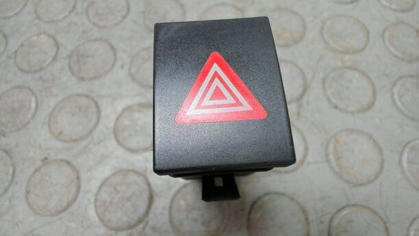 Foto: SCHALTER WARNBLINKER eines VW Polo 1.4 Avantgarde