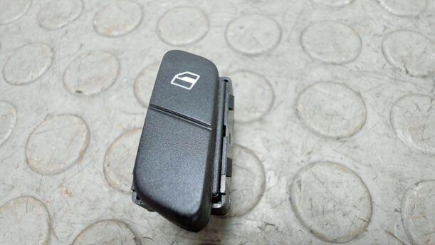 Foto: FENSTERHEBERSCHALTER eines VW Polo 1.4 Avantgarde