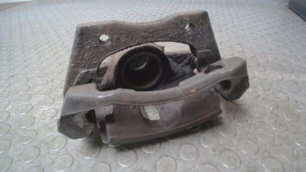Foto: BREMSSATTEL VORN RECHTS ( BOSCH ) eines Ford Mondeo 1.8 Turnier Avantgarde