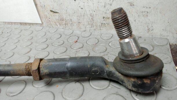 Foto: SERVOLENKUNG / LENKGETRIEBE eines VW Polo 1.4 Avantgarde