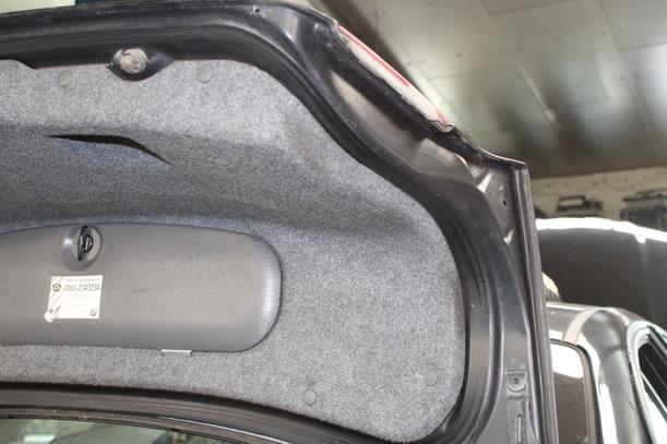 Foto: HECKKLAPPE / HECKDECKEL eines BMW 318i Avantgarde