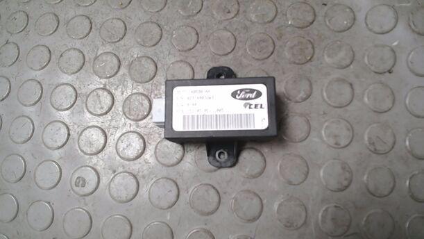 Foto: STEUERGERÄT GURTWARNKONTROLLE eines Ford Mondeo 1.8 Turnier Style