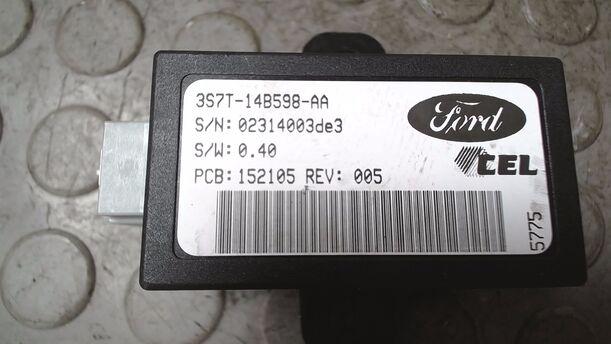 Foto: STEUERGERÄT GURTWARNKONTROLLE eines Ford Mondeo 1.8 Turnier Style
