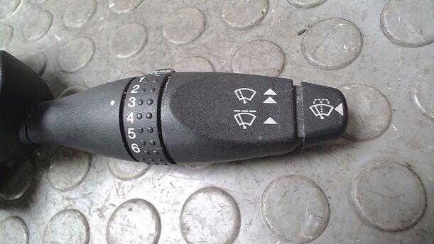Foto: SCHEIBENWISCHERSCHALTER ( TURNIER ) eines Ford Mondeo 1.8 Turnier Style