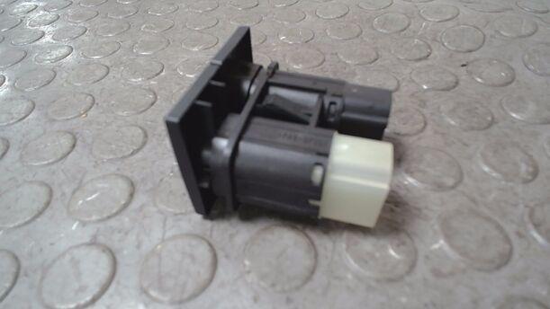 Foto: SCHALTER HECKKLAPPE eines Ford Mondeo 1.8 Turnier Style