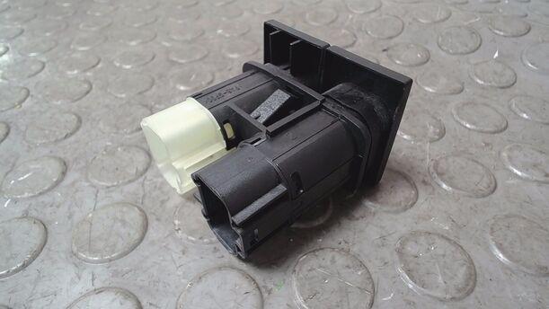 Foto: SCHALTER HECKKLAPPE eines Ford Mondeo 1.8 Turnier Style