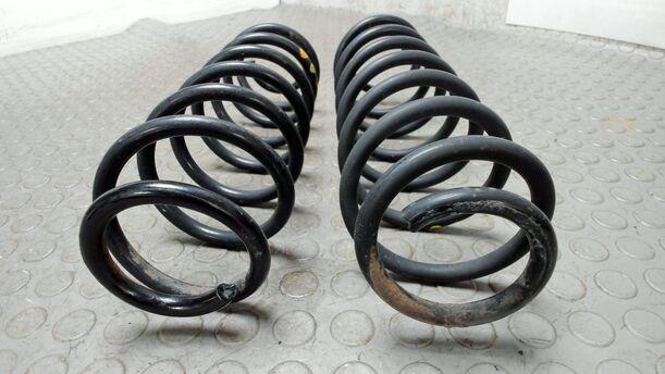 Foto: HINTERE FEDERN / FEDERNPAAR HINTEN eines Seat Cordoba 1.4 16V Style