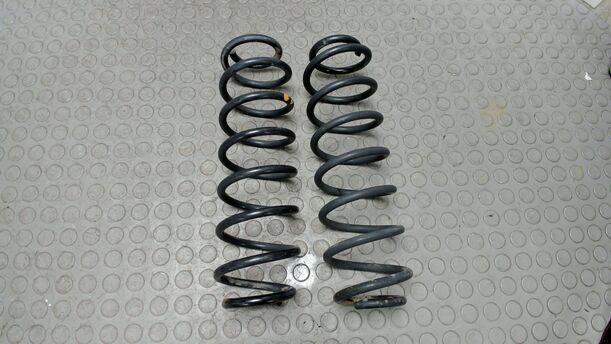 Foto: HINTERE FEDERN / FEDERNPAAR HINTEN eines Seat Cordoba 1.4 16V Style