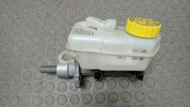 Foto: HAUPTBREMSZYLINDER eines Seat Cordoba 1.4 16V Style