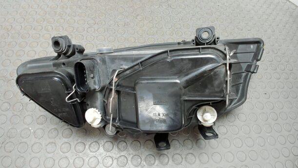 Foto: SCHEINWERFER RECHTS eines Seat Cordoba 1.4 16V Style