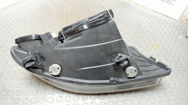 Foto: SCHEINWERFER LINKS eines Seat Cordoba 1.4 16V Style