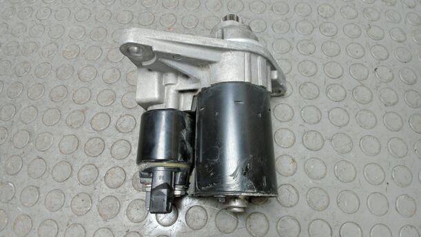 Foto: ANLASSER / STARTER eines Seat Cordoba 1.4 16V Style