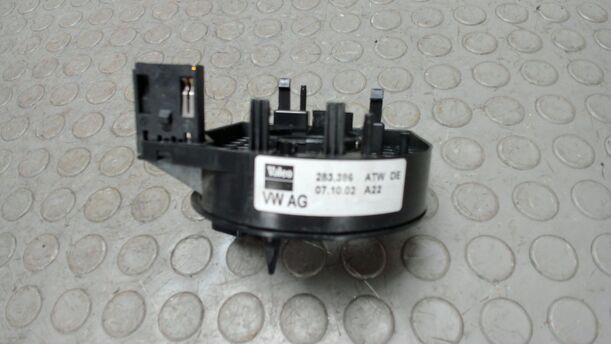 Foto: WICKELFEDER / SCHLEIFRING eines Seat Cordoba 1.4 16V Style