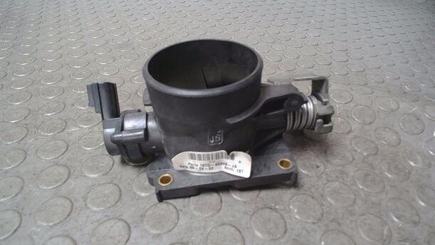 Foto: DROSSELKLAPPENSTUTZEN eines Ford Mondeo 1.8 Turnier Style