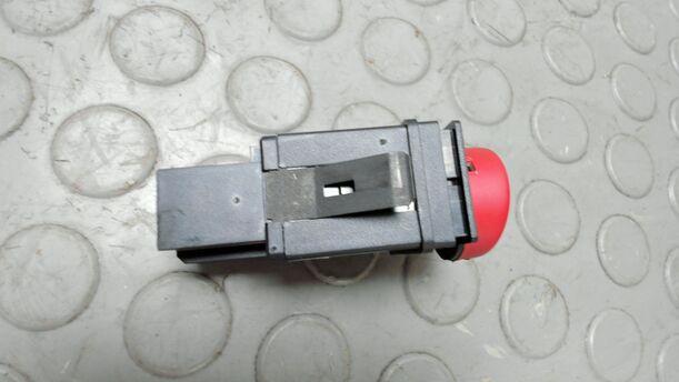 Foto: WARNBLINKSCHALTER eines Seat Cordoba 1.4 16V Style
