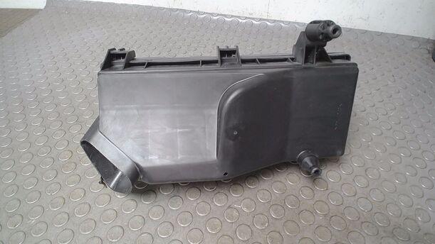 Foto: LUFTFILTER eines Ford Mondeo 1.8 Turnier Style