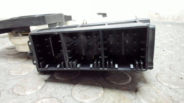 Foto: FENSTERHEBER VORNE LINKS ELEKTRISCH eines Seat Cordoba 1.4 16V Style