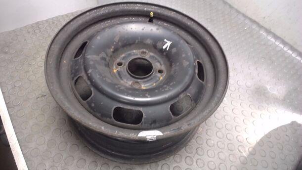 Foto: STAHLFELGE 6X15 ET23 eines Peugeot 207 CC 120 VTi Style