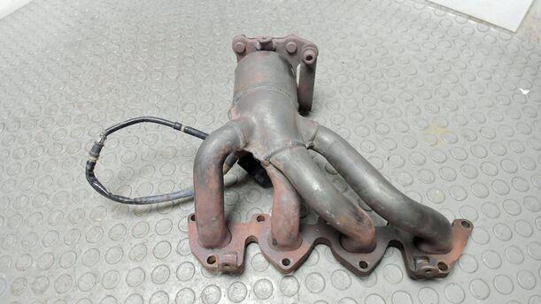 Foto: AUSPUFFKRÜMMER KATALYSATOR eines Seat Cordoba 1.4 16V Style