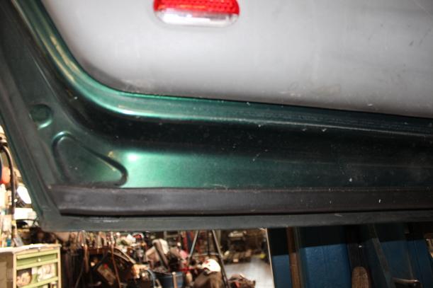 Foto: TÜR HINTEN LINKS ( AB 2000 ) eines VW Sharan 1.8 5V Turbo Style