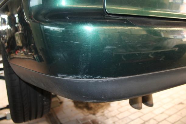 Foto: STOSSFÄNGER/ STOßSTANGE HINTEN ( AB 2000 ) eines VW Sharan 1.8 5V Turbo Style
