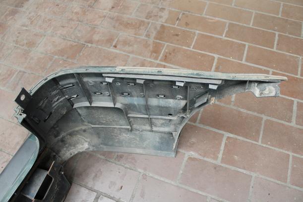 Foto: STOSSFÄNGER/ STOßSTANGE HINTEN ( AB 2000 ) eines VW Sharan 1.8 5V Turbo Style