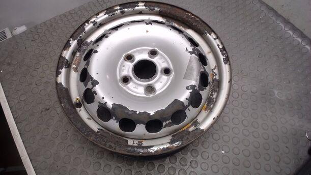 Foto: STAHLFELGE 6X15 ET47 eines VW Caddy 2.0 EcoFuel Style