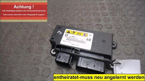 Foto: STEUERGERÄT AIRBAG (ENTHEIRATET) eines Opel Astra 2.0 CDTI DPF Style