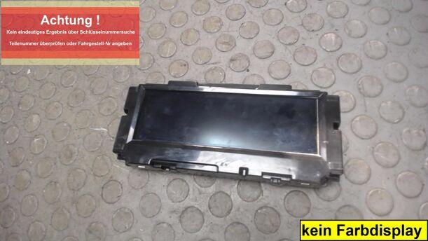 Foto: ANZEIGEGERÄT / INFODISPLAY eines Opel Astra 2.0 CDTI DPF Style