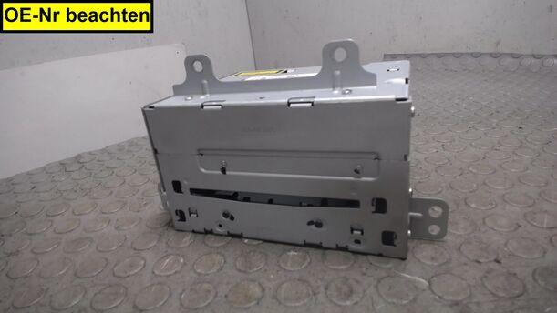 Foto: RADIO CD400 PLUS eines Opel Astra 2.0 CDTI DPF Style