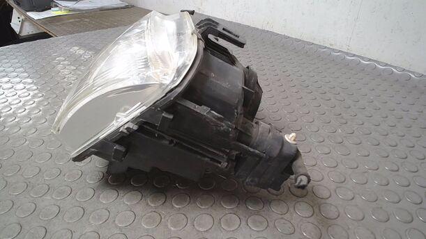 Foto: SCHEINWERFER LINKS eines Renault Megane Scenic 1.6e Style