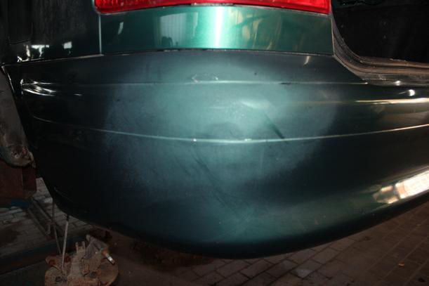 Foto: STOSSFÄNGER / STOSSSTANGE HINTEN eines Mazda 626 2.0 Style