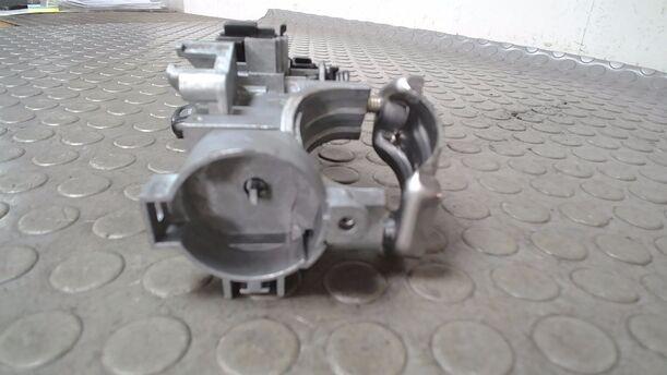 Foto: ZÜNDSCHLOSS eines Mazda 626 2.0 Style