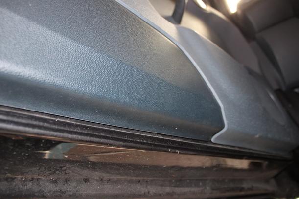 Foto: TÜR VORN LINKS eines Ford Ka 1.2 Style