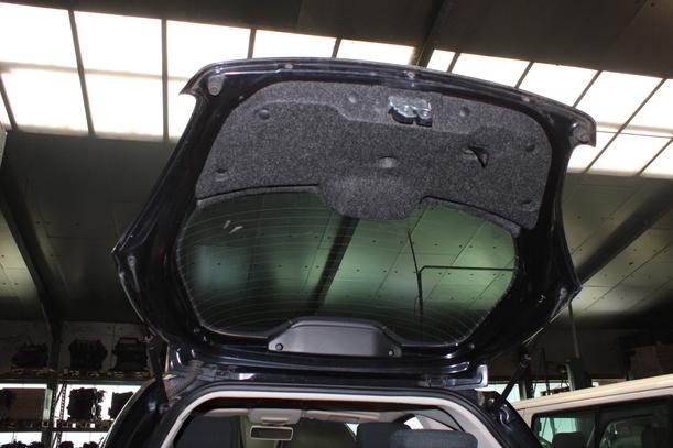Foto: HECKKLAPPE / HECKDECKEL eines Ford Ka 1.2 Style