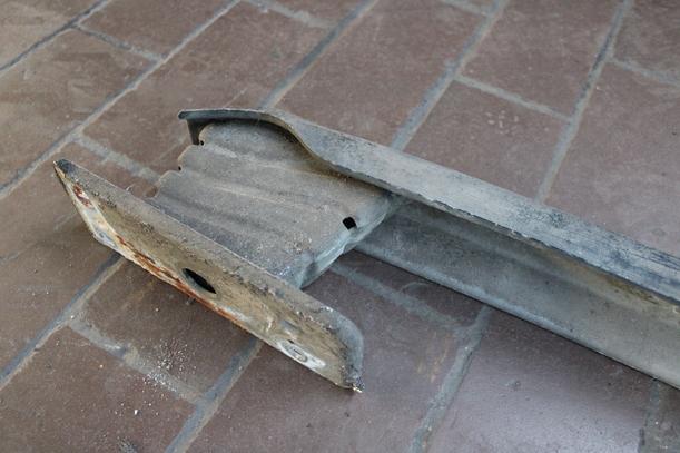Foto: VERSTÄRKUNG HINTEN eines Ford Ka 1.2 Style