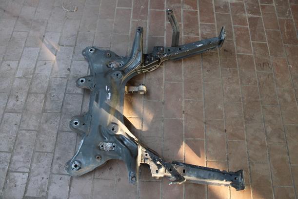 Foto: VORDERACHSE / ACHSE VORN eines Ford Ka 1.2 Style