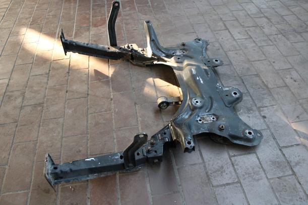 Foto: VORDERACHSE / ACHSE VORN eines Ford Ka 1.2 Style
