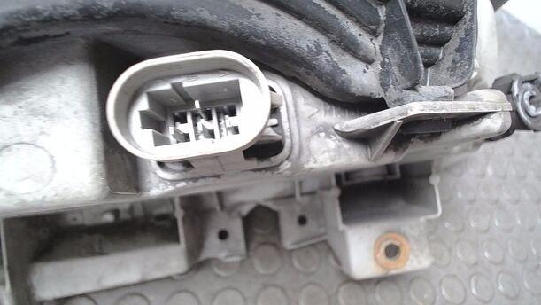 Foto: SCHEINWERFER LINKS eines Renault Espace 2.0 Style