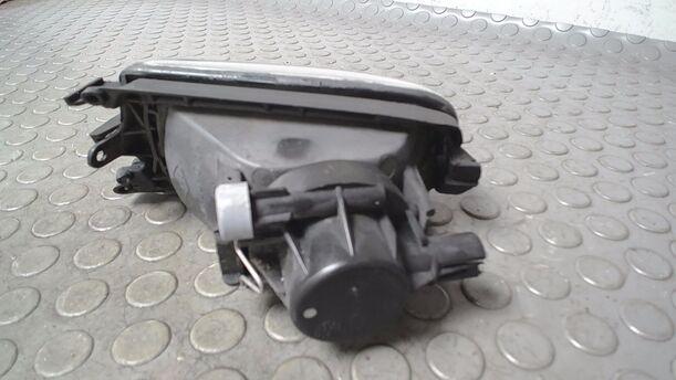 Foto: NEBELSCHEINWERFER LINKS eines Renault Espace 2.0 Style