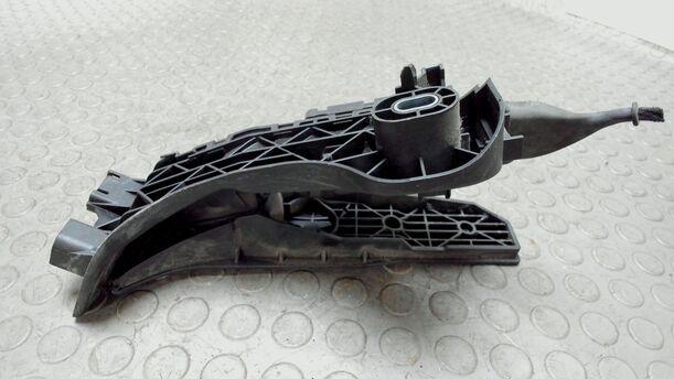 Foto: GASPEDAL eines VW Golf 1.9 TDI Style