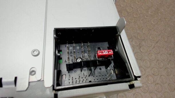 Foto: RADIO ( BLAUPUNKT / RADIOCODE ) eines VW Golf 1.9 TDI Style