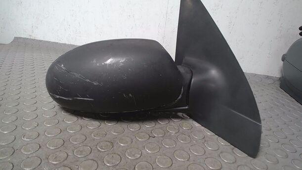 Foto: AUSSENSPIEGEL MECHANISCH VERSTELLBAR RECHTS eines Ford Focus Turnier Style